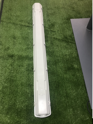 4фт 26В 52В делают приспособления водостойким приведенные 100 СИД доказательства пара светильников ИП65 - 220В