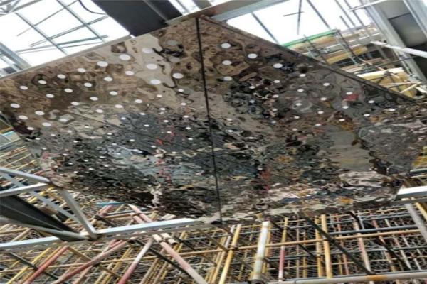 Customized Size Stainless Steel Ceiling Panels For Restaurants / Bars / Waiting Rooms