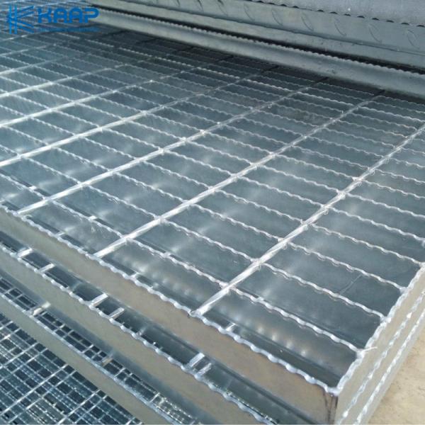 Serrated сваренная решетка стального прута ячеистой сети гальванизированная конструкцией