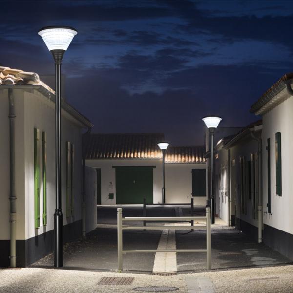 Outdoor Pathway LED Solar Garden Light Waterproof 10W