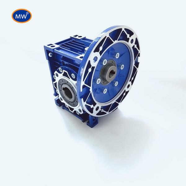 50 Mm Shaft Diameter Helical Worm Gear Reducer for Output Torque of 500 Nm in Industrial Applications