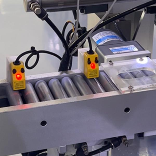 Батарейная упаковка Универсальная наклейка 18650/21700 Положительная наклейка 60PPM Эффективность