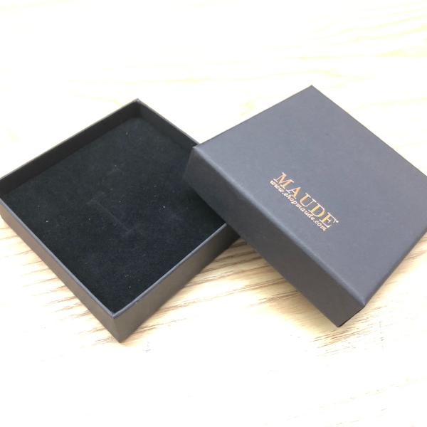 Customs Paper Jewelry Box Logo color -Use to Earring Pendant Bracelet Necklace