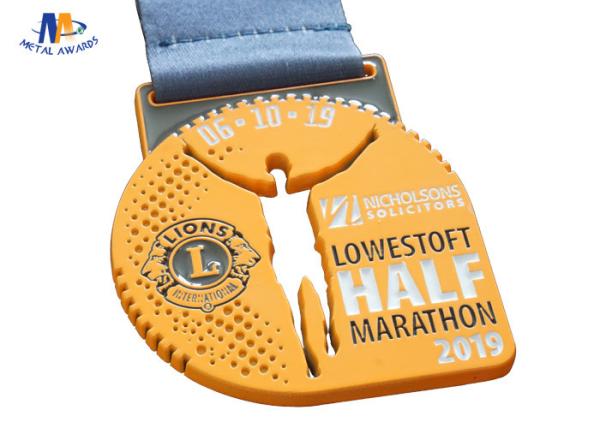Round Custom Sports Medals / Spray Yellow Cut Out And Soft Enamel Medailles With Heat Transfer Ribbon