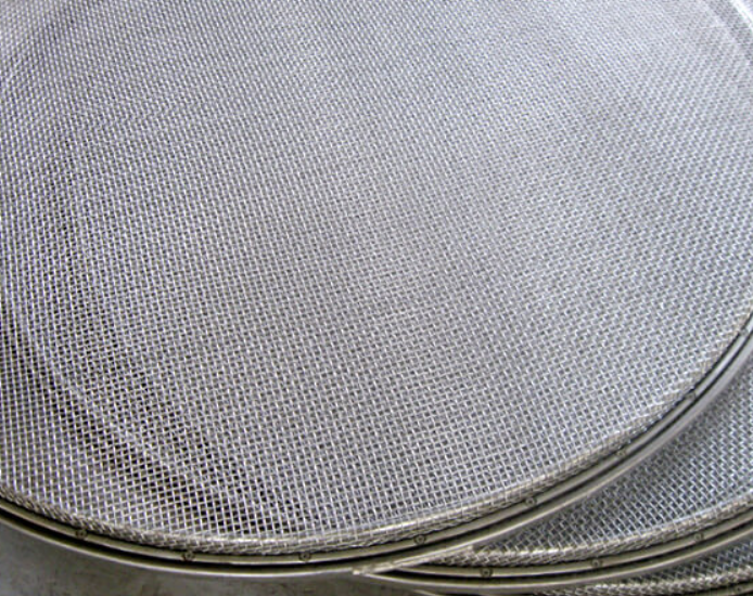 Square Purple Bronze Woven Mesh Screen Ideal for Heavy Duty Screening and Protective Guarding in Industrial Environments