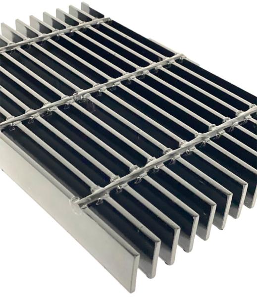 Removable Heavy Duty Steel Grating with 3/4 to 7 Depth and 40-50 Years Lifespan for Drainage