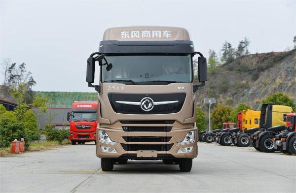 6X2 4X2 Dongfeng Trailer Truck SINOTRUK Howo 6x4 Tractor Truck