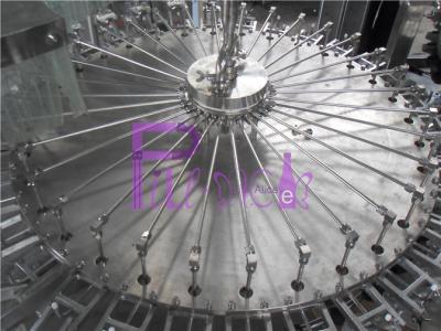 Controle 3 do PLC em 1 máquina de enchimento carbonatada da bebida para a garrafa redonda do ANIMAL DE ESTIMAÇÃO 0.3L-2L