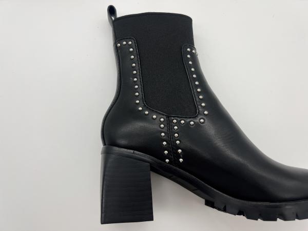 Tan soft cow  leather Womens Dress ankle Boots with shaft studs in metal，square abs heel，TPR outsole with pusable latex