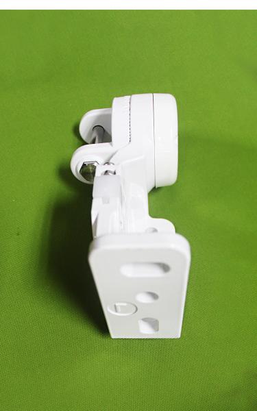 Моторизованный алюминиевый навес для стены