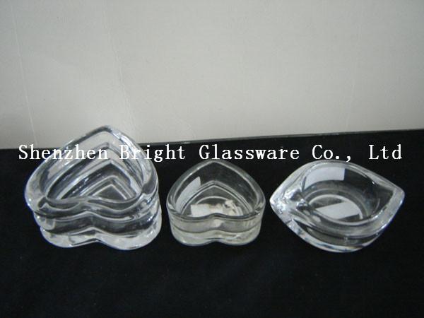 Romantic shape glass candle holder with love