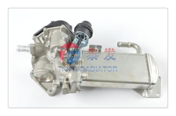 Original Size VW Egr Cooler , Aftermarket Egr Cooler With Valve 03L131512CD