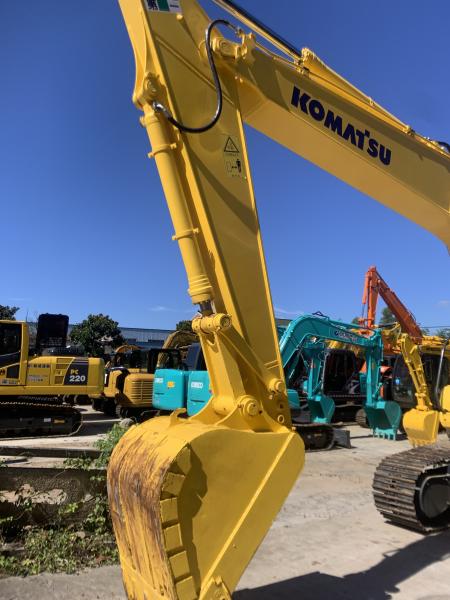 Excavadora usada Komatsu PC200 de segunda mano de gran calidad original japonesa en Shanghái