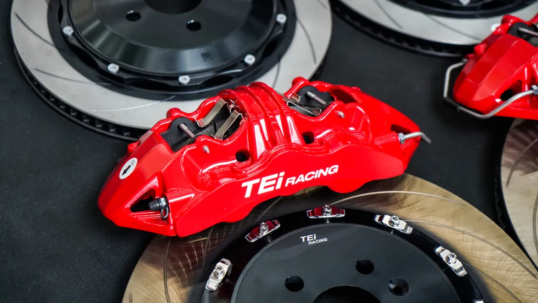 Front 6 Piston And Rear 4 Piston Caliper BBK Auto Brake System For Li Auto L8 21 Inch Rim