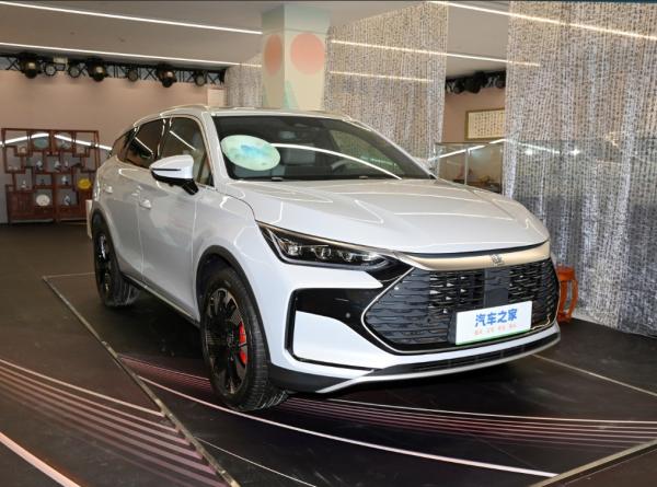 Veículos SUV elétricos 2024 BYD Tang DM-P Veículo energético preto 7 lugares 4 rodas motrizes fabricado