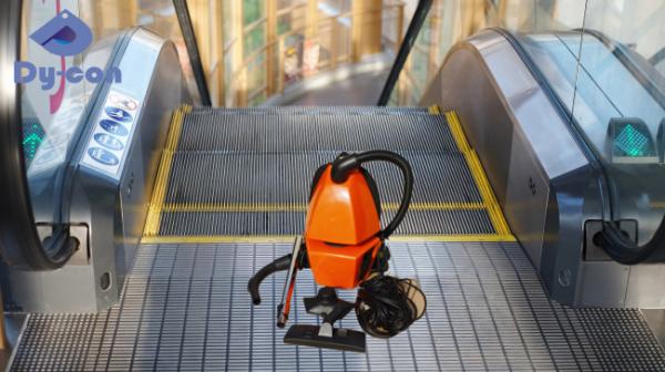 BP42 Backpack Vacuum Powerful Escalator Track Cleaning For Malls