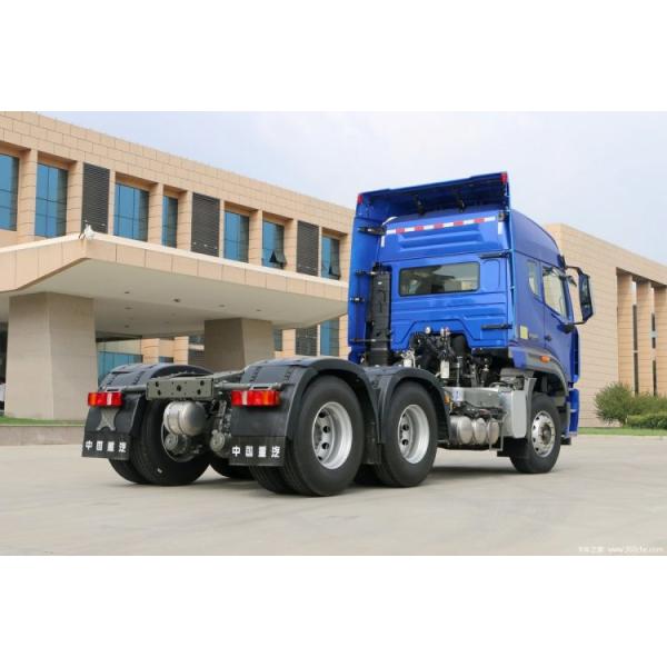 Powerful SinotruK Haohan N6G 4*2 6*4 Traction Truck CHG LNG Special Truck Traction Head