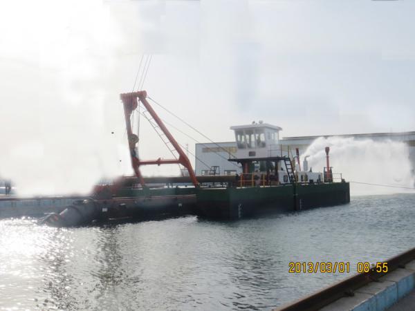 Não autopropulsado 700 cbm/h 20 polegadas cortador sucção de areia mineração dragadora para extração de areia