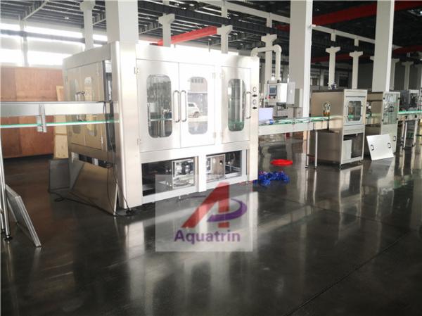 PLC Carbonated Drink Filling Machine 1.9kw 7000bph For Soft Drink