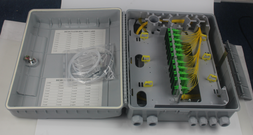 ВОРСИНА портов коробки распределения FTTH оптического волокна Caja De 64