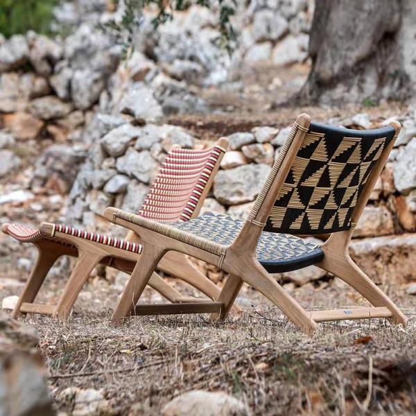 Modern Outdoor Furniture Style for Garden Lounge Chairs and Leisure Facilities at Modern Villa Hotel Bistro Cafe Terrasse