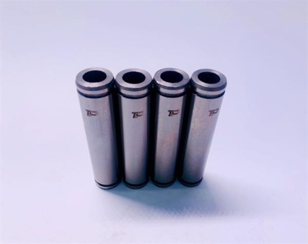 IATF16949 3923564 Valve Stem Guide For Cummins 6CT8.3 DI 6LT9.3 KOMATSU 6D114 DI
