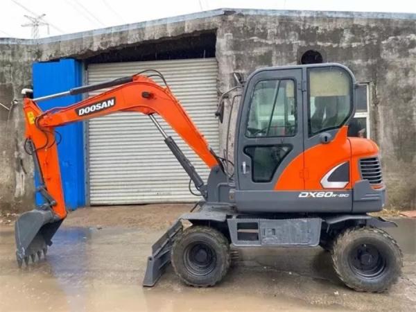 Mini roue utilisée Doosan Excavator DX60W-9C de seconde main 5700KG