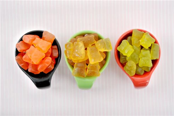 Oil Coating Bulk Multivitamin and Minerals Gummy Bears Candy With Fruits Flavor Multi Color