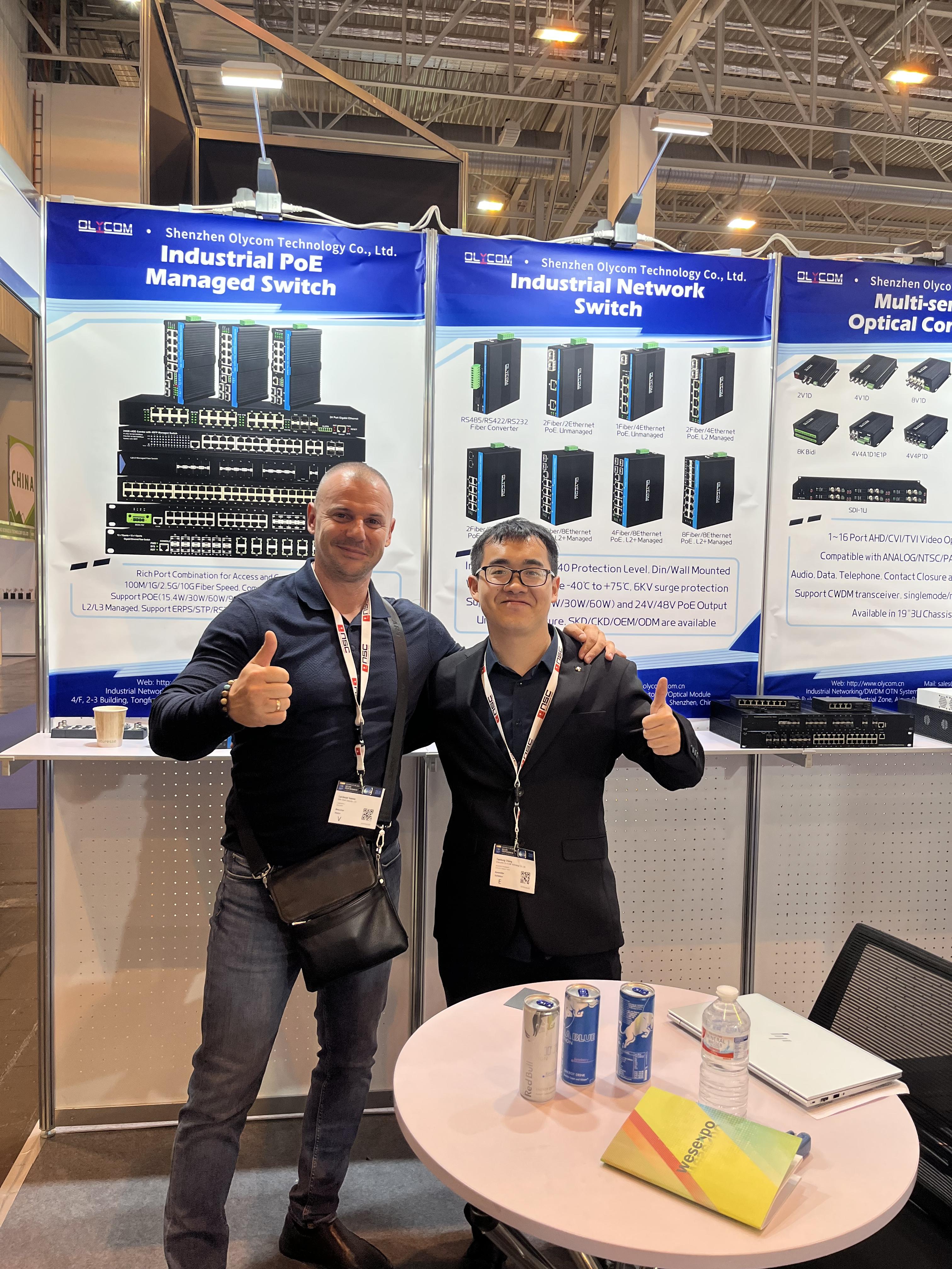 Зажженный 5-портный гигабитный неуправляемый Ethernet Switch Network Hub 120W PoE E-Mark подтвержден