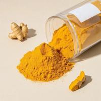 Composé de curcumine pour blanchiment amélioré la solubilité et la stabilité dans l'eau
