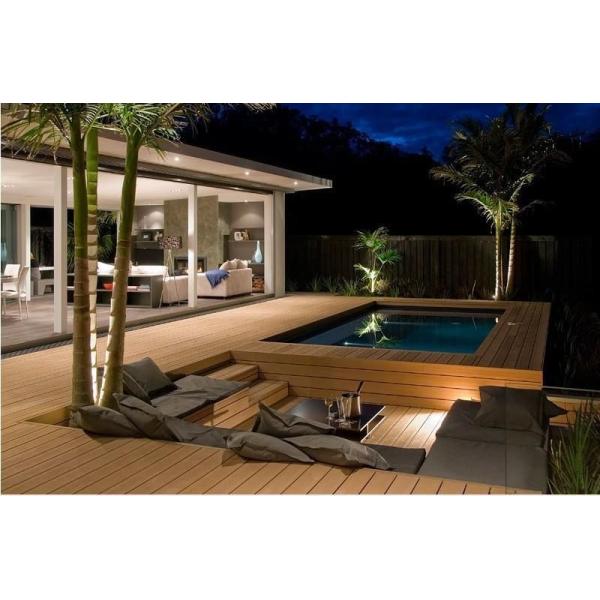 Outdoor Garden Flooring and Fence Waterproof WPC Decking with Bias Tire