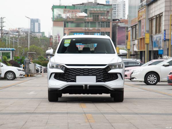 Active Brake Assist BYD Full Electric Car With Stylish Exterior Design 4738*1860*1710