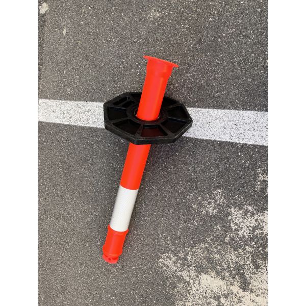 Plastic Road Separator Spring Post with 6kg and 8kg PE T-Top Bollard Post