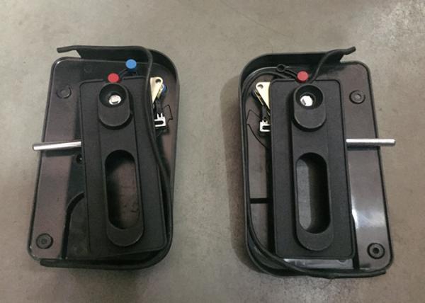 Manual Inswing Bus Body Parts Glass Lock With Handle Van / Bus Door Application