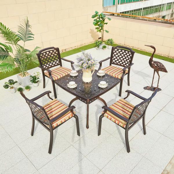 Round Red Copper Color Cast Aluminum Garden Furniture Table and Chairs for in Gardens