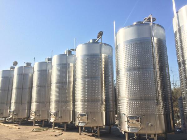 Single Wall 3mm Fruit Wine Fermentation Tank , Wine Fermenting Equipment