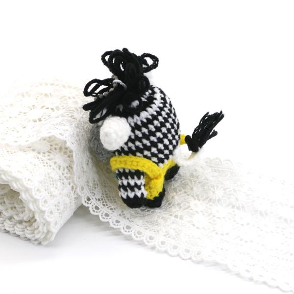 Needle Hook Knitting Doll Key Chain Big Lips Colored Handmade 8cm Size ODM