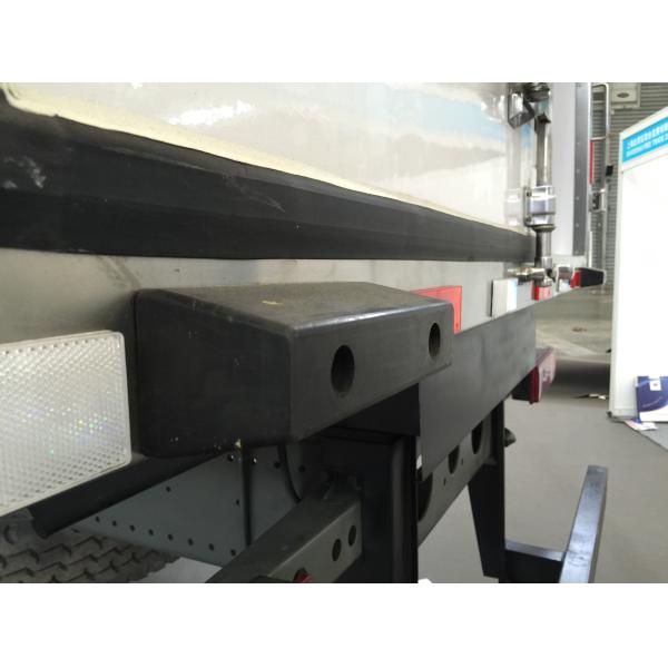 T5G 340HP Refrigerated FRP Sandwich Panels Box Truck for transport , Commercial Refrigerated Vans