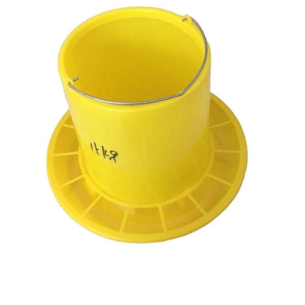 Alimentadores de plástico 1,5 kg 2,5 kg 4 kg para aves Alimentador de frango com cúpula de plástico