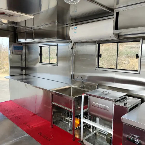 Versatile Mobile Cooking Truck for Fast Food Catering Needs