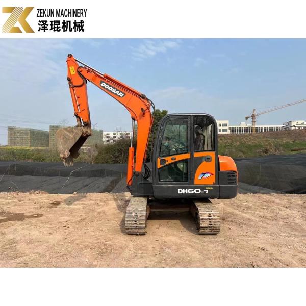 0.2M3 Balde Doosan DH60 Excavadora Crawler Usada DH60-7 39kw