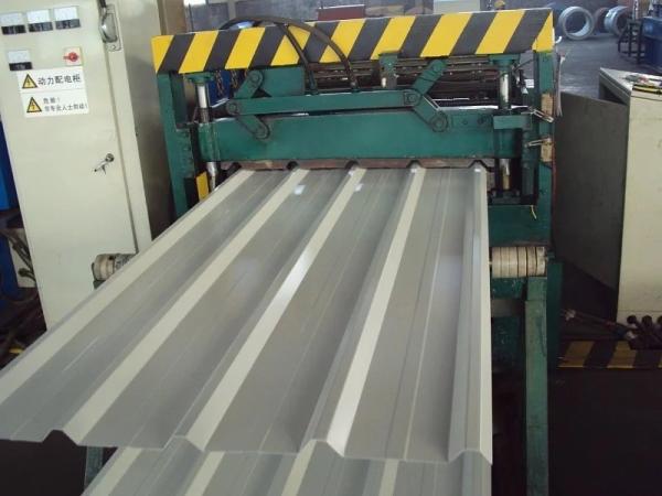 Pre - Painted Galvanized Steel Building Roof Tiles / Zinc Coating Roof Sheet For Warehouse