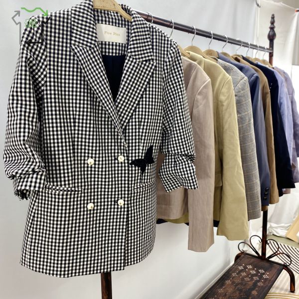 Women's 2nd Hand Winter Clothes Used Business Casual Button Thrift Blazer Suit Jacket
