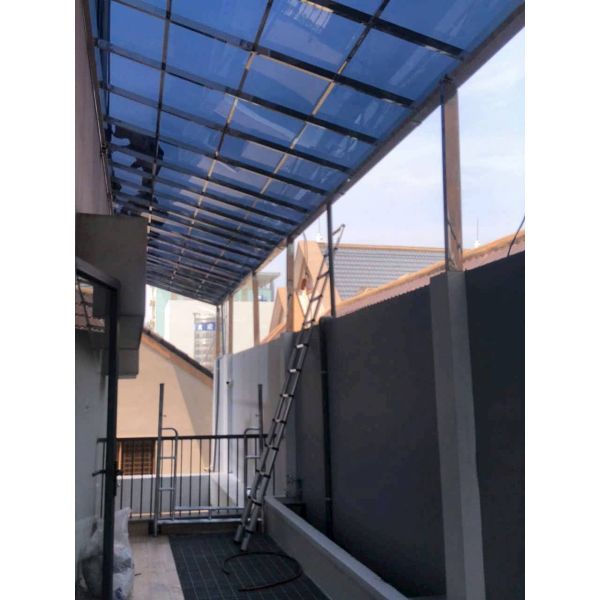 Customized 4*8feet Grey Polycarbonate PC Solid Sheet Lightweight Durable Panel with Hard Coat Surface for Scratch Chemical and UV Resistance for Awning and Canopy