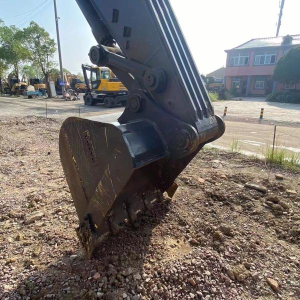 Использованный экскаватор Volvo EC240 2022 Год производства 3040 мм Высота 6800 мм Максимальная высота сброса