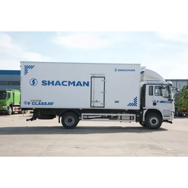 4X2 Refrigerator Freezer Truck 11t - 20t Load Capacity Refrigerated Van Truck