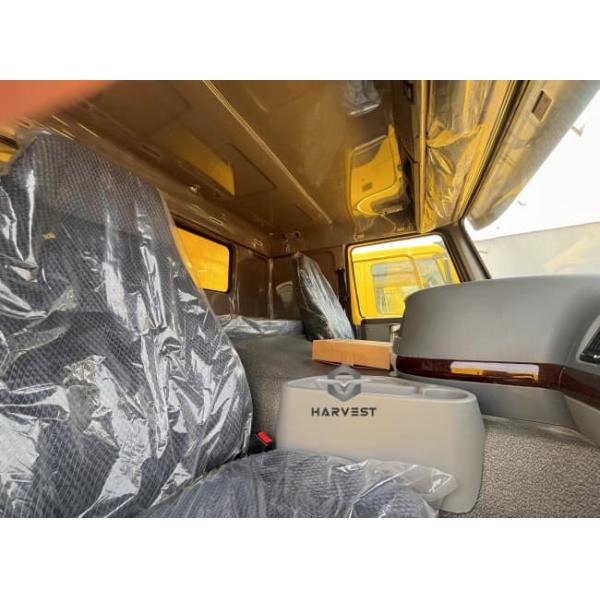 371HP Howo 6x4 30 тонн Подержанный грузовик с нагрузчиком в Джибути