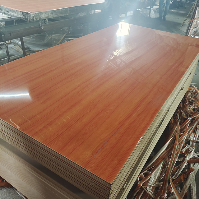 High Gloss Cherry Melamine MDF Board Wear Resistant 9-25mm Thickness for Furniture