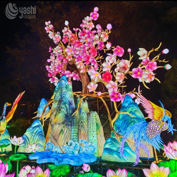 Chinese Spring Outdoor Festival Lantern Acrylic Painted For Exhibitions