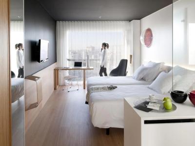Tunisia apartment furniture supplier by MDF in glossy painting Bed with nightstand and writing desk table